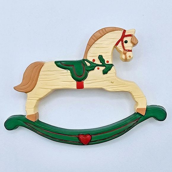 Hallmark Rocking Horse Brooch Vintage 1989 Christmas B5582 Hobby Horse Pin - Picture 2 of 10